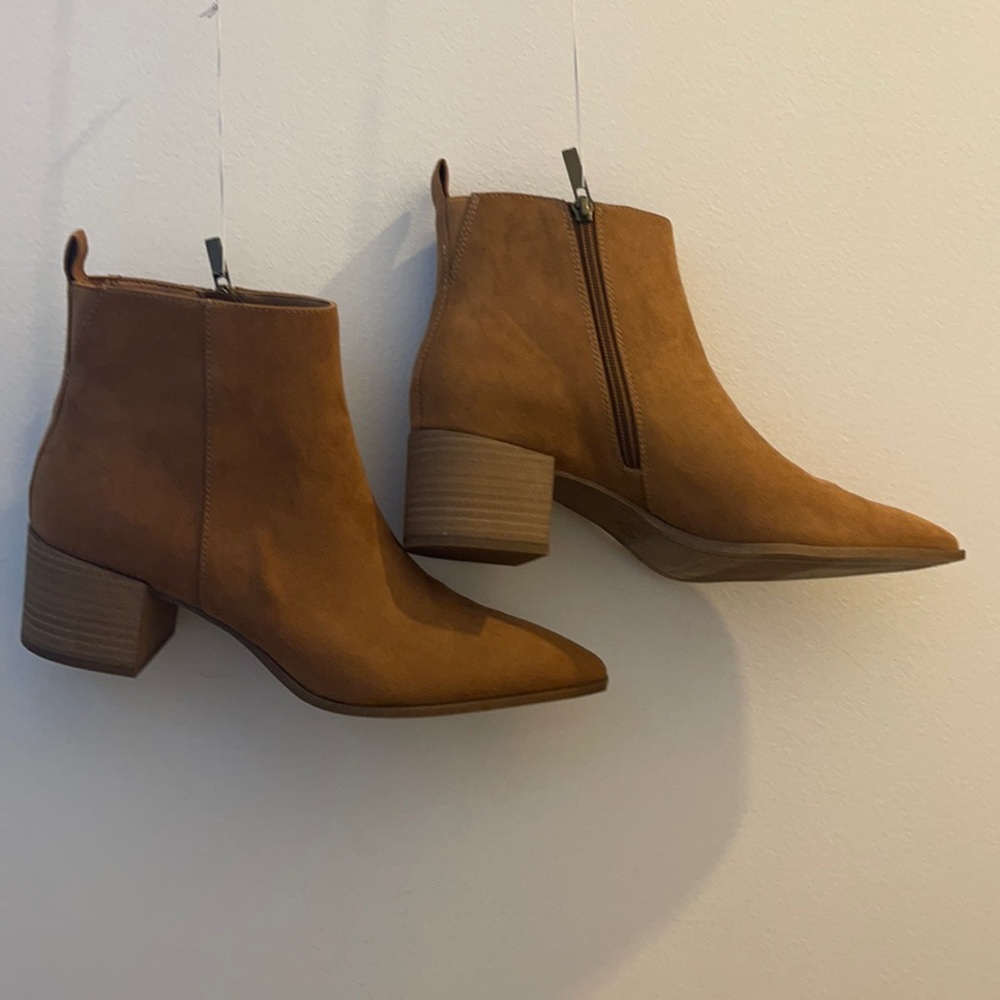 Women's Kennedy Cognac colored Ankle Boots - Universal Thread Size 9.5 - Picture 6 of 6